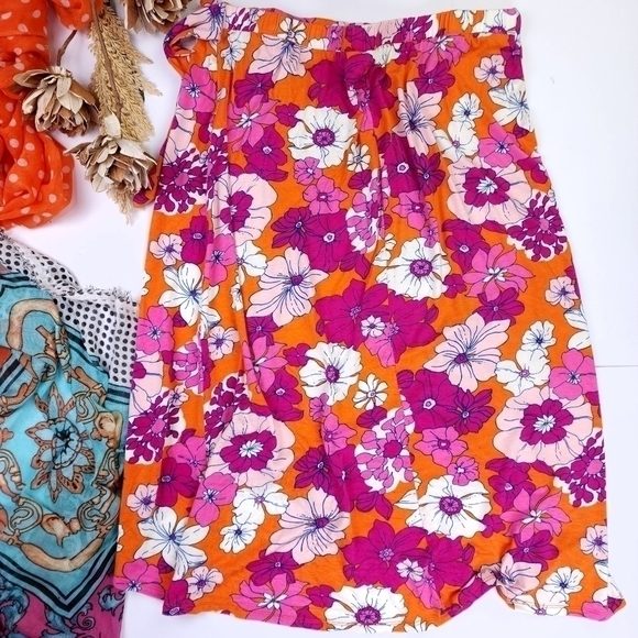 ModCloth Pink Red Floral Skirt Size L - Picture 9 of 11